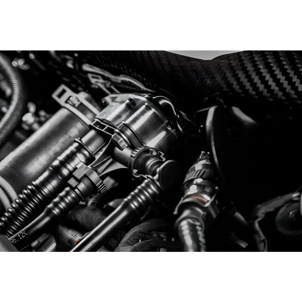 Eventuri Carbon Turbo-Rohr fÙr Ansaugsystem fÙr Mercedes Benz A35 A